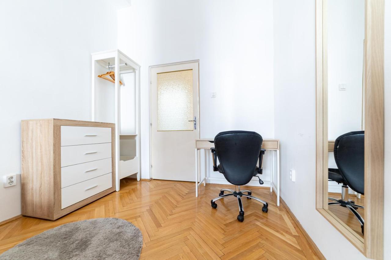 W25 Smart Apartment Budapest Exterior photo