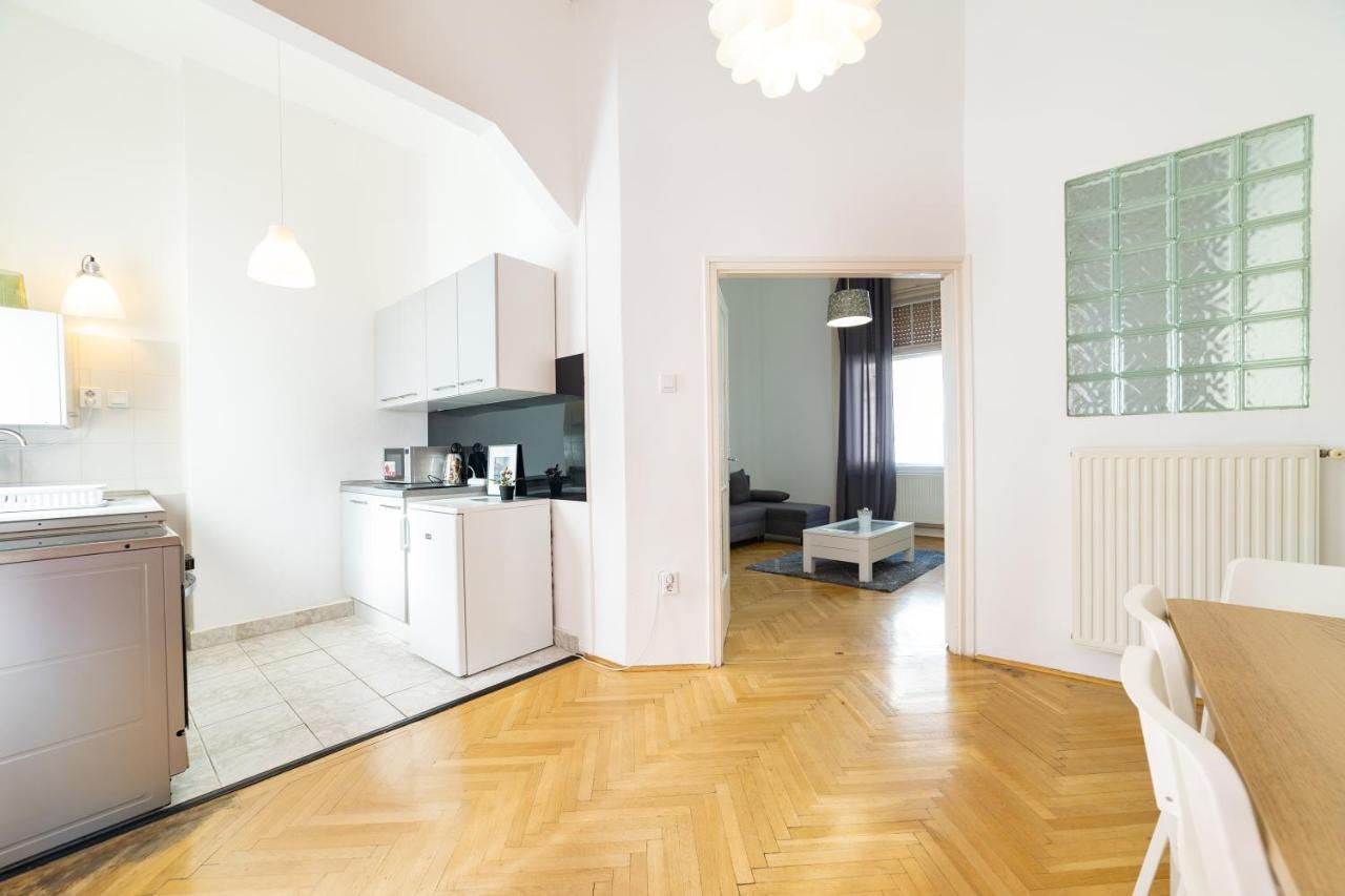 W25 Smart Apartment Budapest Exterior photo